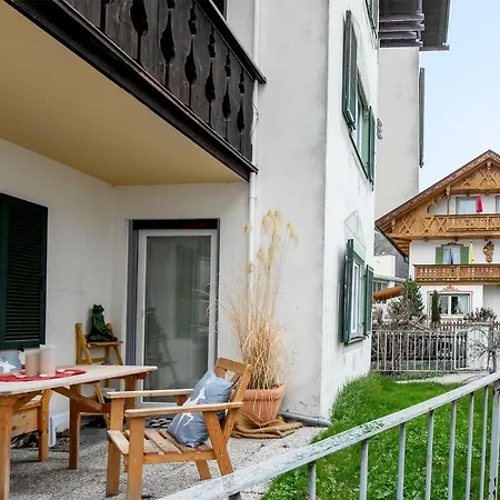 Sweet & Flower Garden Apartament